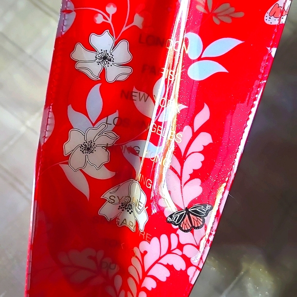 NWT Ted Baker Red Floral Glossy Tote - Picture 8 of 15